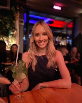 Aleloveswitt da Frosinone,Italia